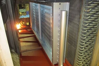 空調設備（修繕：蒸気コイル更新付帯工事）